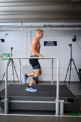 Athlete running on the treadmill during running eval